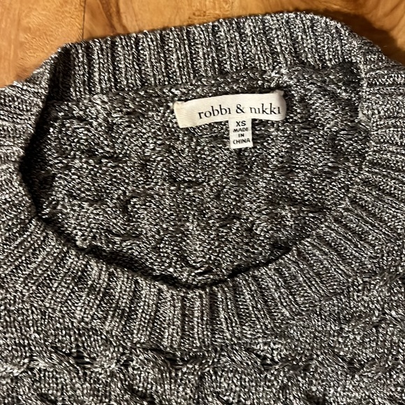 Robbi and Nikki sweater - Picture 2 of 4